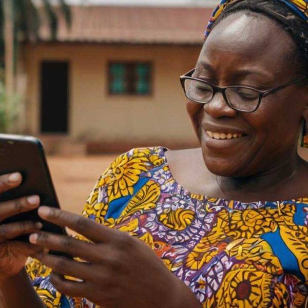 75 Heartfelt Birthday Messages for Mothers