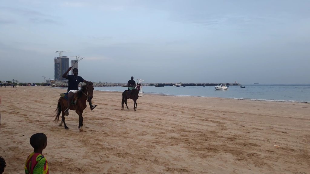 7 Fun Things to Do at Tarkwa Bay Beach in Nigeria